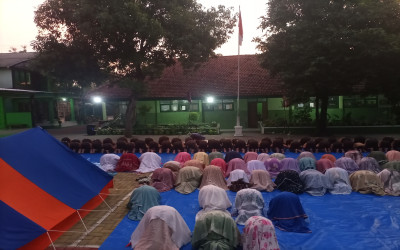 PERKAJUM - Perkemahan Kamis Jum’at  -  